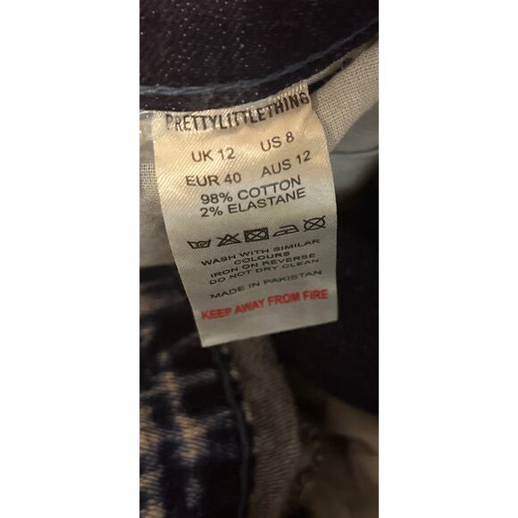 Pretty Little Thing Flare Jean - Size: 8 - Washed Blue - PrettyLittleThing New - Picture 6 of 11